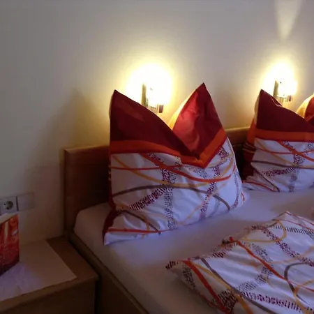 アパート Haus Buchsteiner